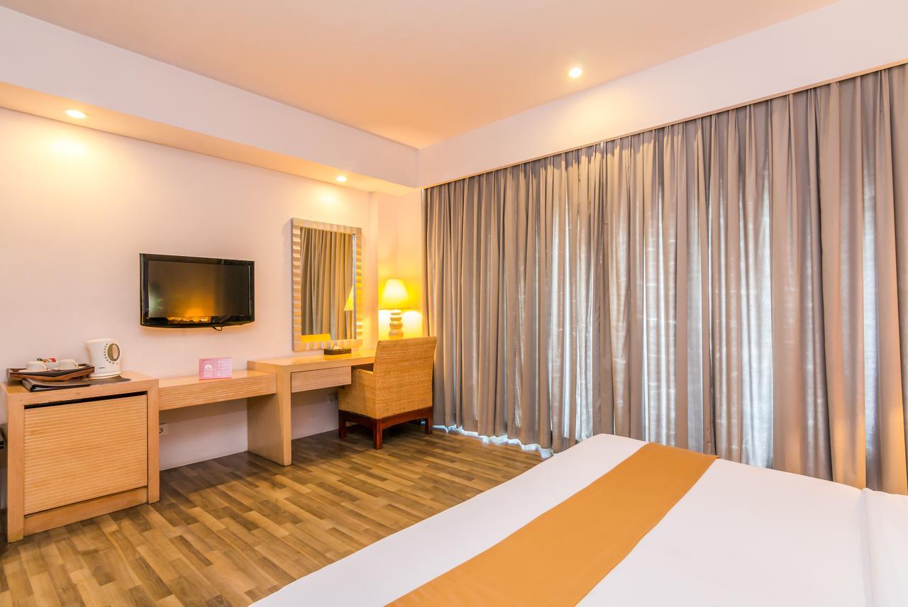 เซ็น พรีเมียม อูลูวาตู คอมเพล็กซ์ Hotel ภายนอก รูปภาพ